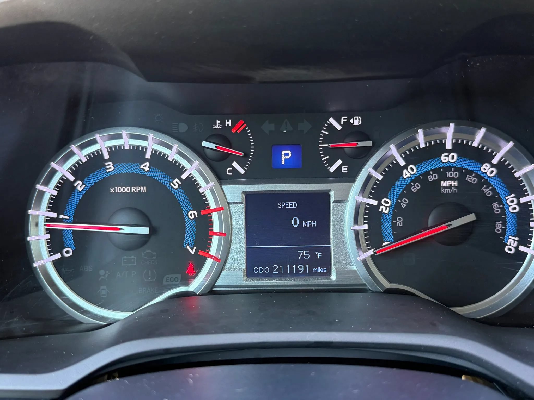 Used 2015 Toyota 4Runner SR5 AWD/4WD image 27