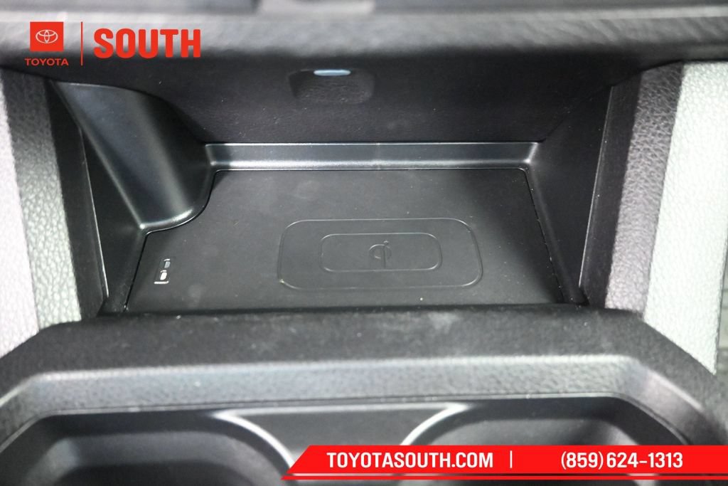 Used 2023 Toyota Tacoma TRD Sport AWD/4WD image 18