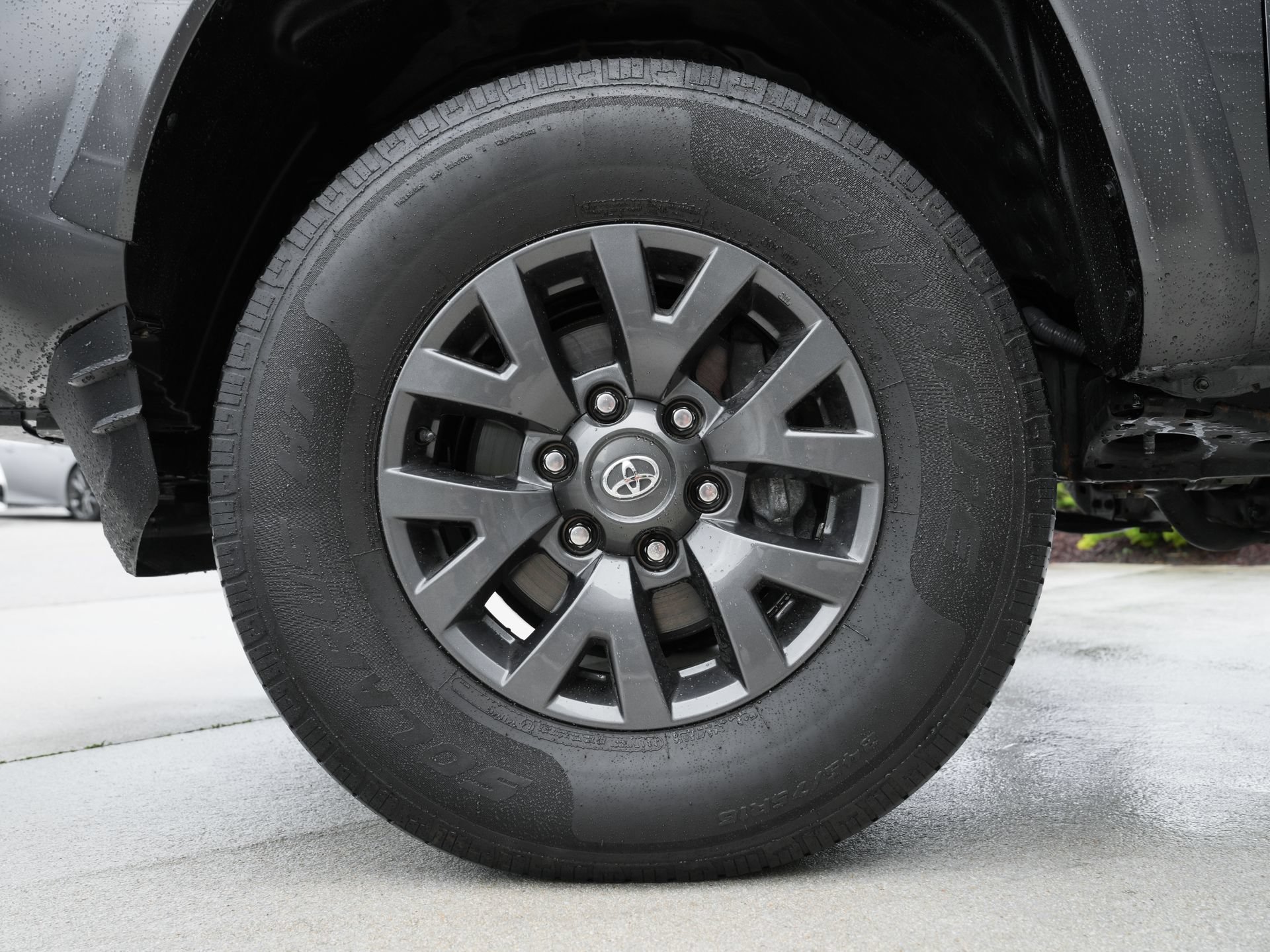 Used 2023 Toyota Tacoma SR5 AWD/4WD image 29