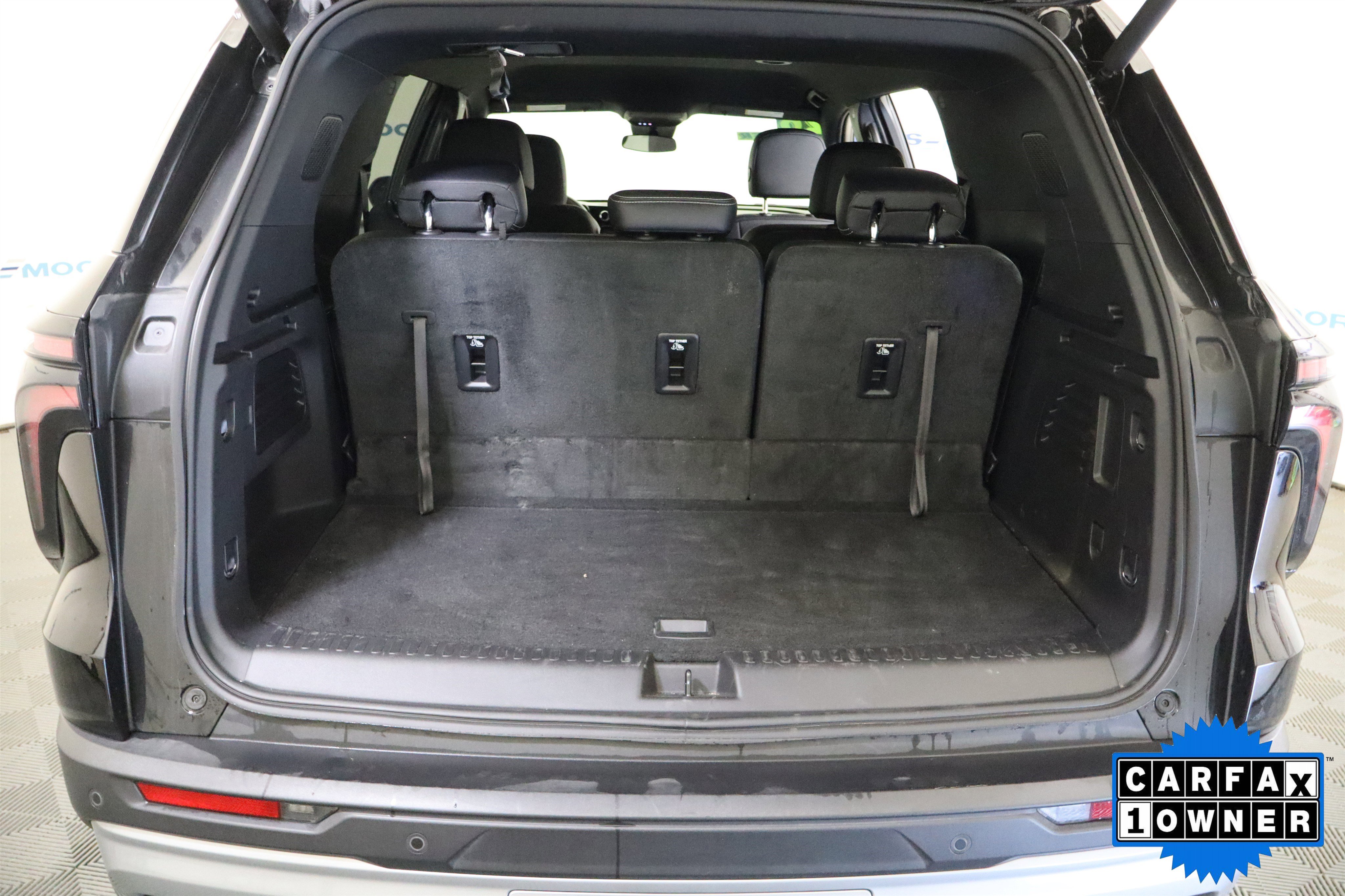 Used 2026 Chevrolet Traverse LT AWD/4WD image 9
