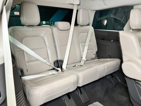 Used 2023 Lincoln Navigator Reserve AWD/4WD image 20