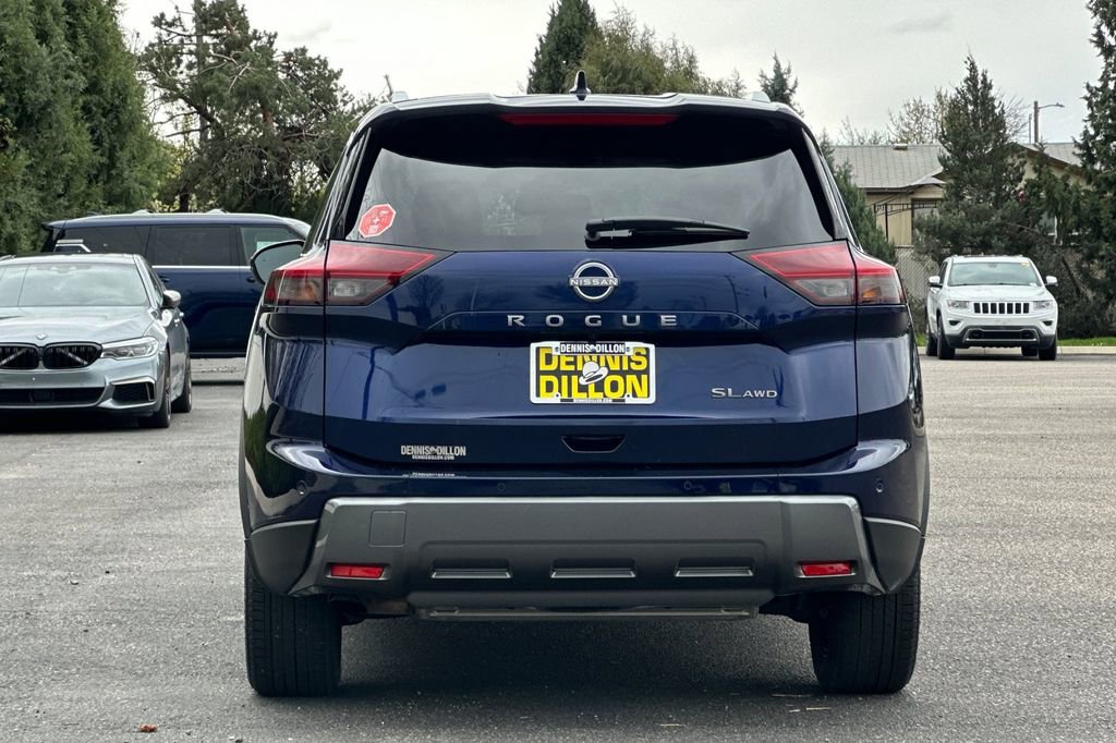 Used 2026 Nissan Rogue SL AWD/4WD image 5