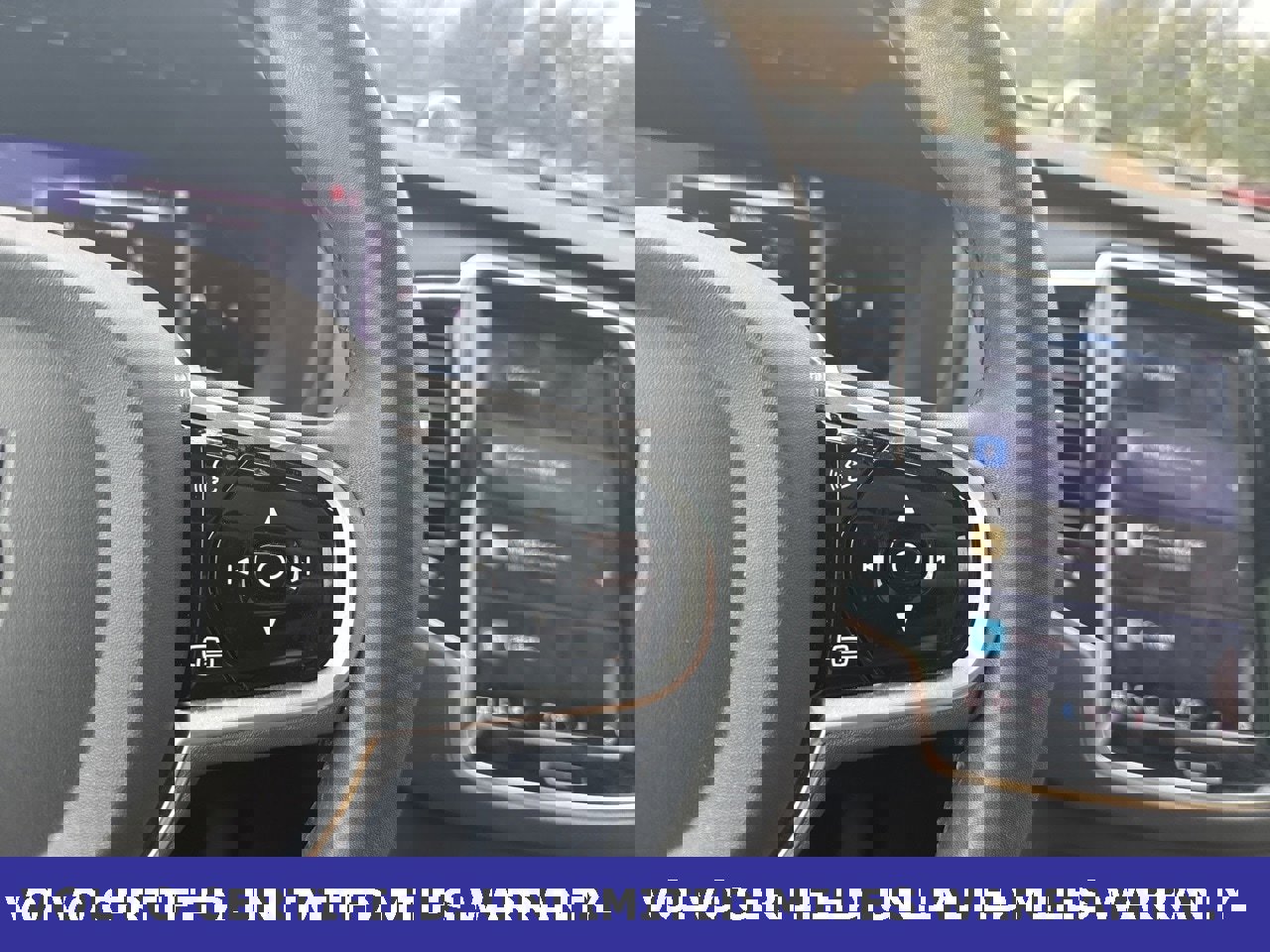 Certified 2023 Volvo XC90 B6 Ultimate image 23