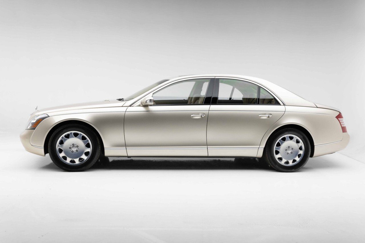 Used 2004 Maybach 57 RWD image 15