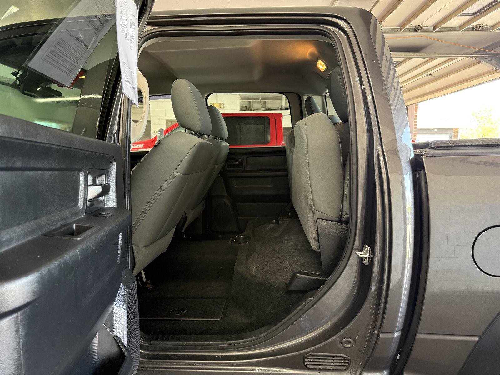 Used 2014 RAM 1500 Express AWD/4WD image 20