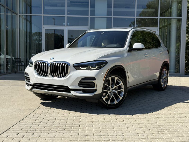 Certified 2022 BMW X5 sDrive40i w/ Premium Package