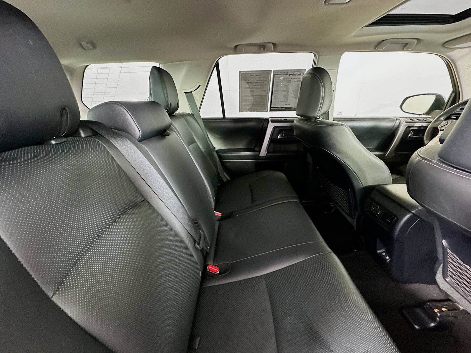 Used 2021 Toyota 4Runner Limited AWD/4WD image 29