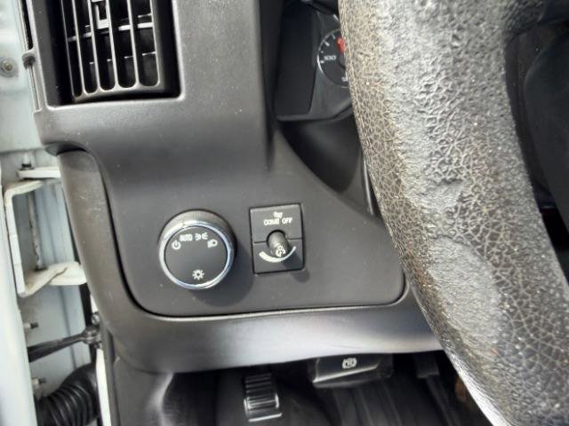 Used 2015 GMC Savana 2500 RWD image 18