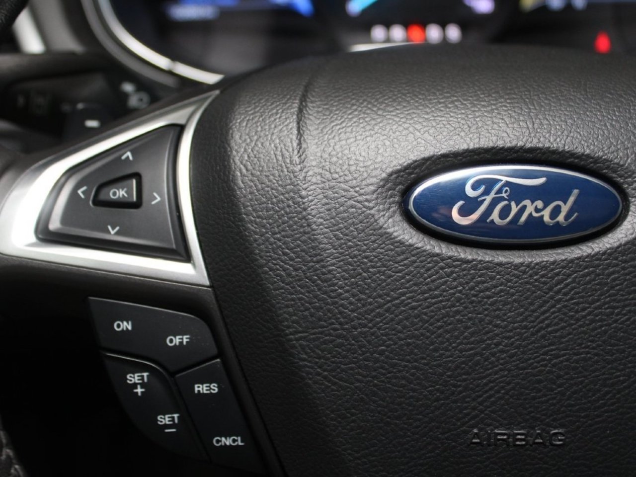 Used 2015 Ford Fusion Titanium FWD image 31