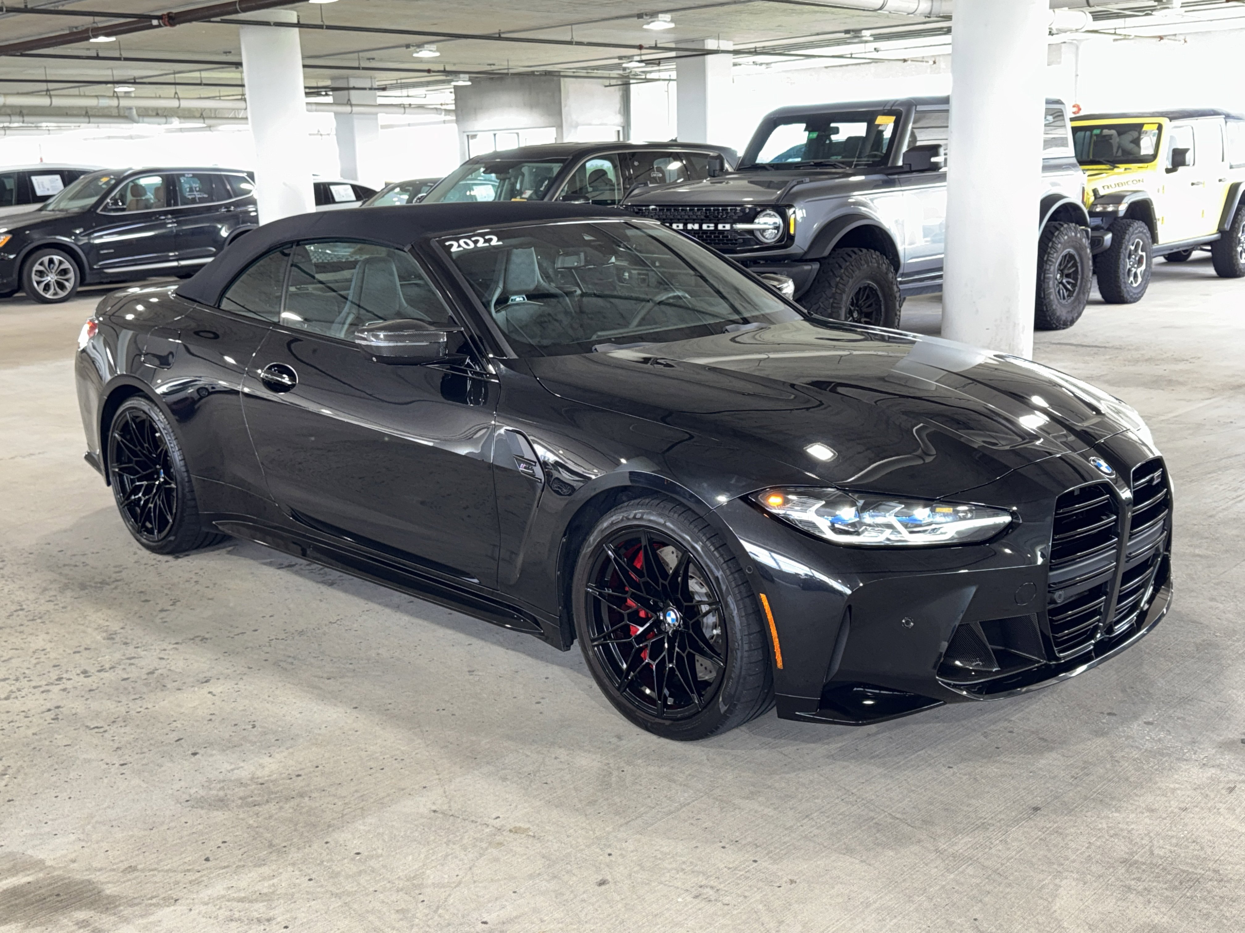 Used 2022 BMW M4 xDrive Competition w/ M Carbon Exterior Package image 1