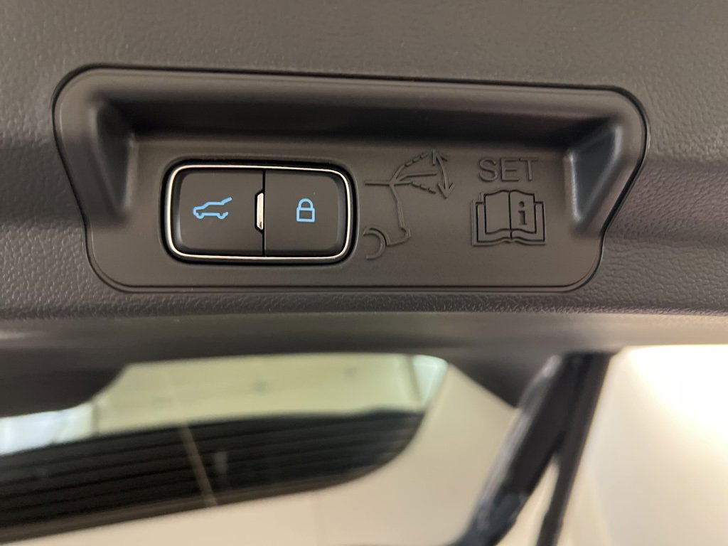 New 2026 Ford Explorer Active image 36