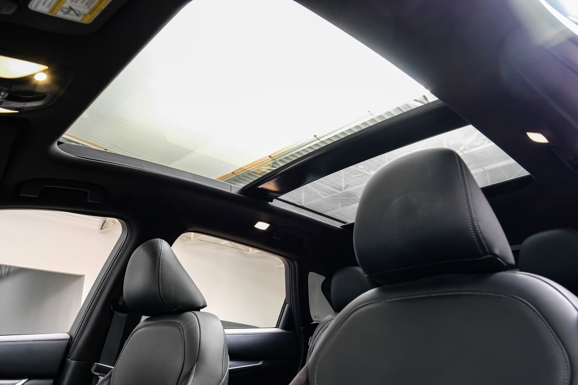 Used 2023 INFINITI QX50 Sport FWD image 5