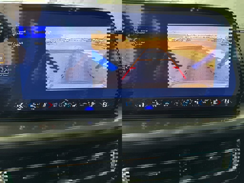 New 2026 Chevrolet Traverse LT image 26