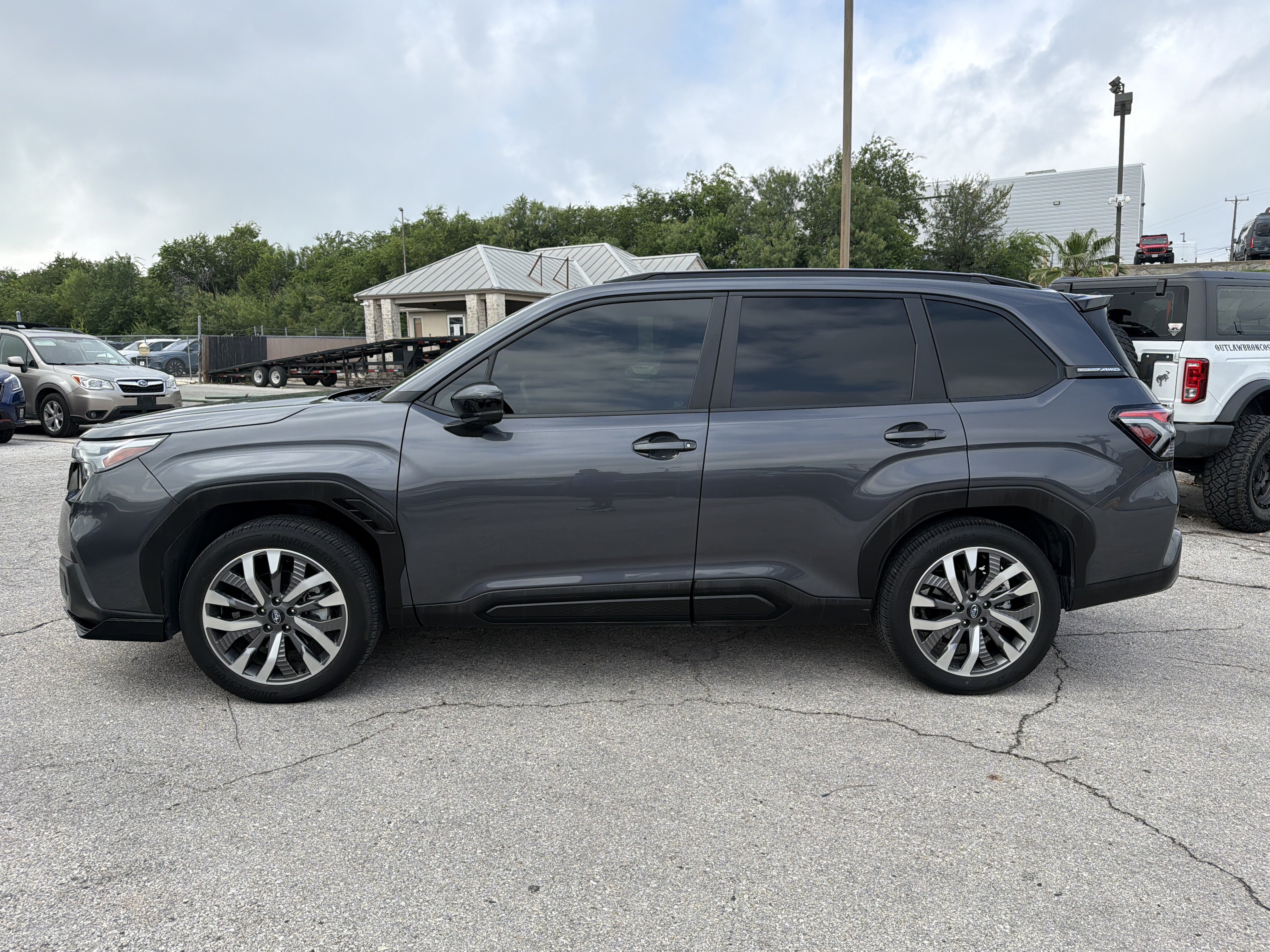 Certified 2025 Subaru Forester Touring AWD/4WD image 11