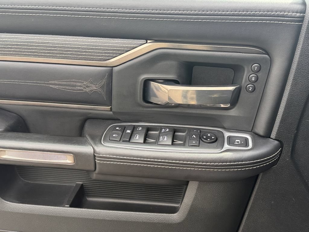 Used 2020 RAM 3500 Limited AWD/4WD image 4