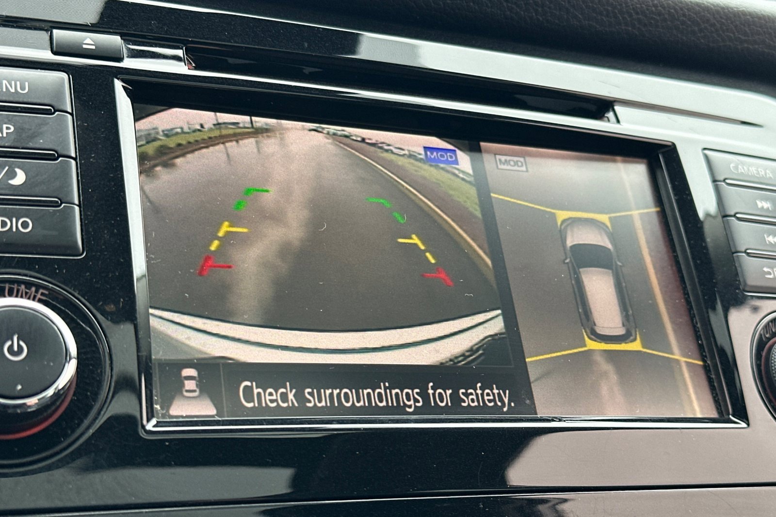 Used 2018 Nissan Rogue SL w/ Premium Package image 23