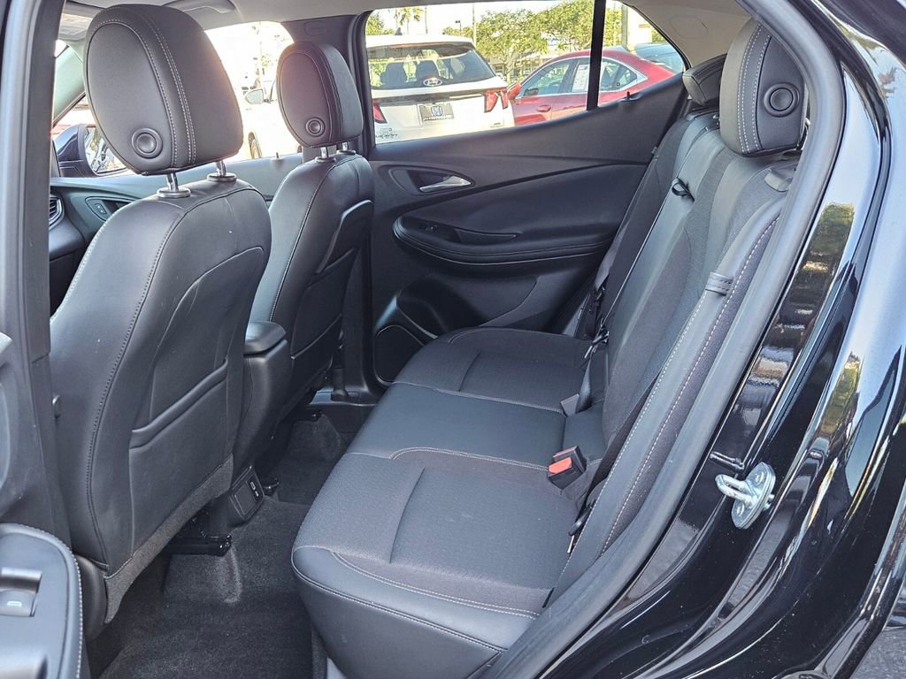 Used 2021 Buick Encore GX Select image 7