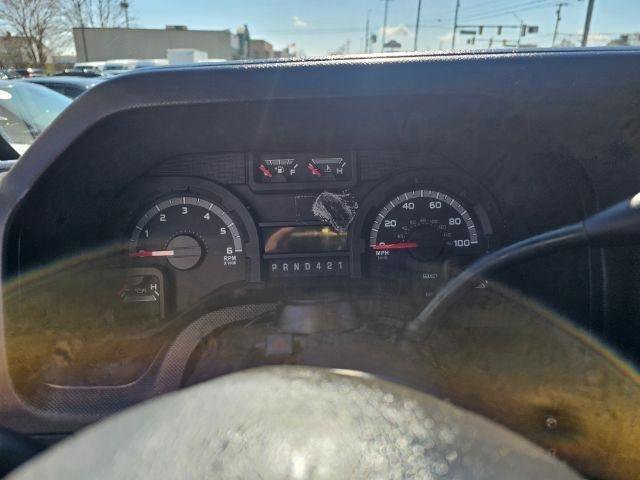 Used 2017 Ford E-450 and Econoline 450 Super Duty w/ Power Windows & Locks Group RWD image 13