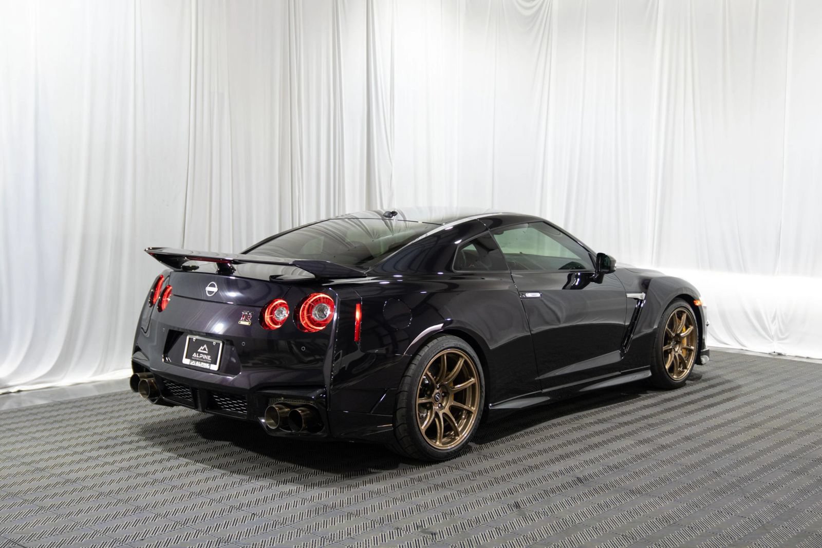 Used 2024 Nissan GT-R w/ T-Spec Takumi Edition AWD/4WD image 4