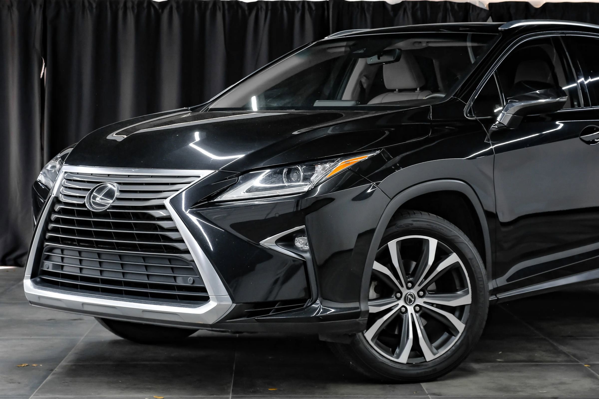 Used 2019 Lexus RX 350 FWD w/ Premium Package image 6