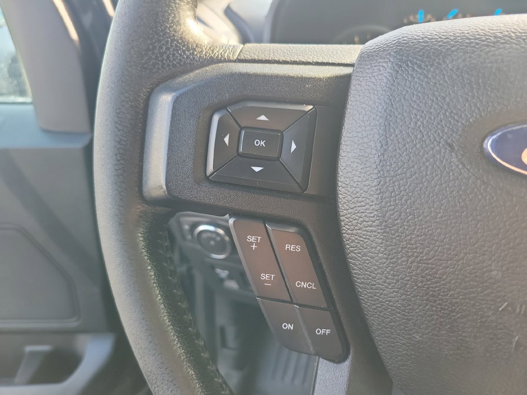 Used 2016 Ford F150 XLT w/ Equipment Group 302A Luxury AWD/4WD image 32
