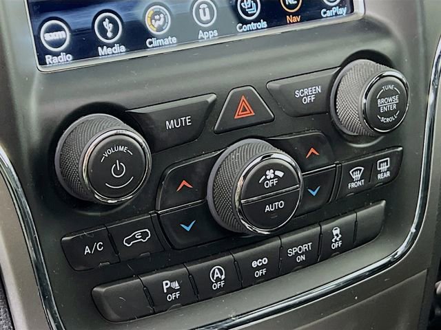 Used 2018 Jeep Grand Cherokee Altitude image 19