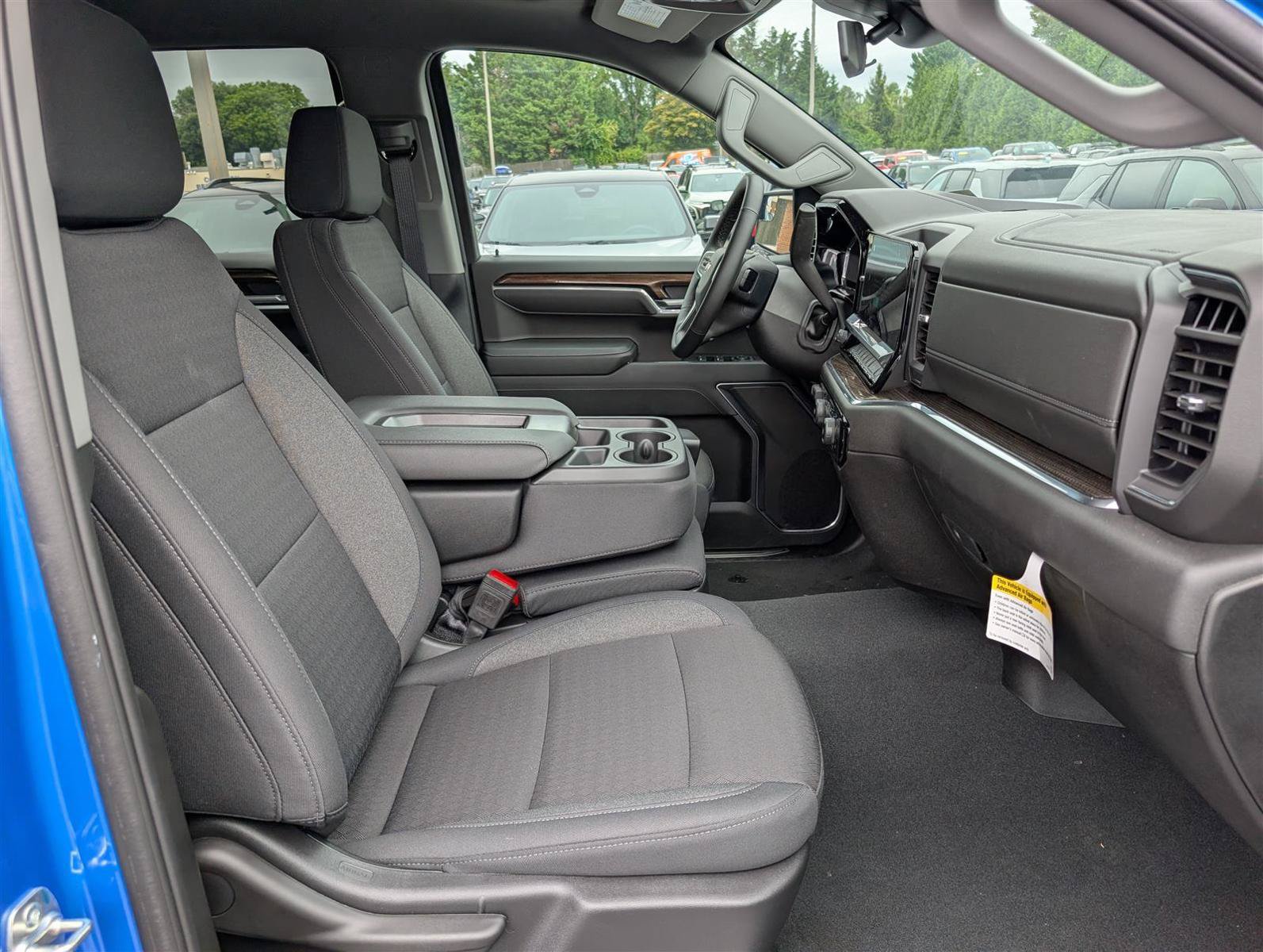 New 2025 Chevrolet Silverado 1500 LT AWD/4WD image 8