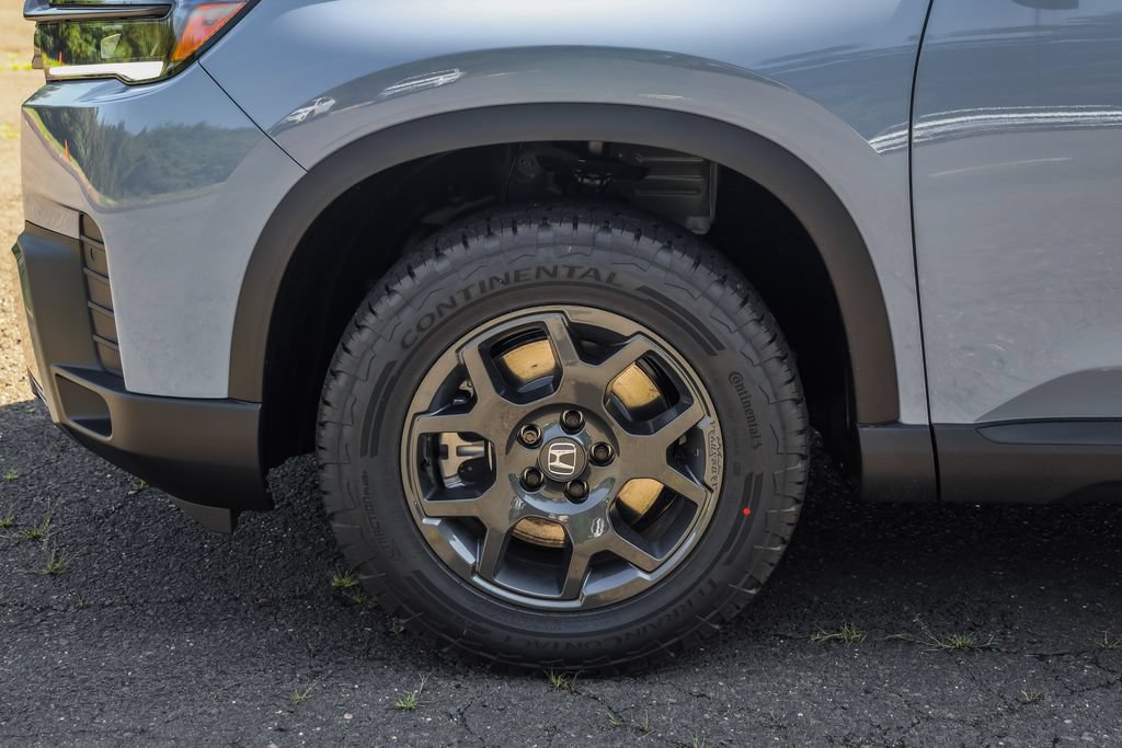 New 2026 Honda Pilot TrailSport image 8