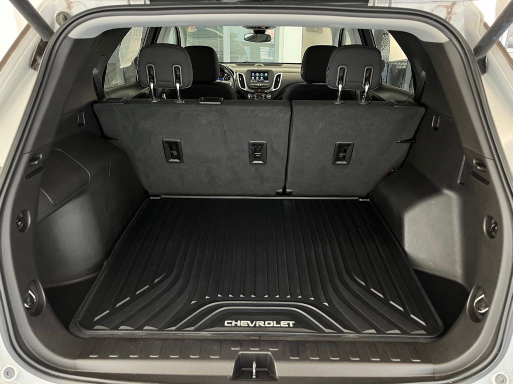 Used 2019 Chevrolet Equinox LT w/ Driver Convenience Package image 29