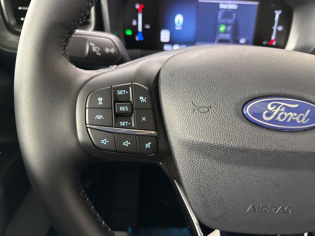 New 2025 Ford Maverick Lariat w/ Black Appearance Package AWD/4WD image 24