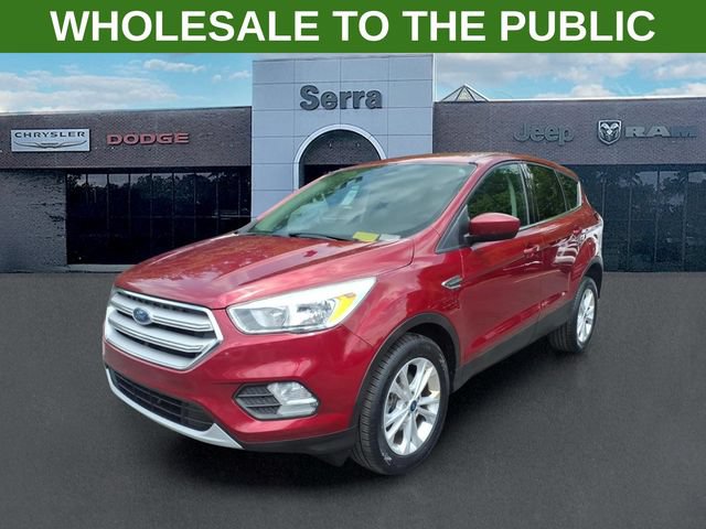 Used 2019 Ford Escape SE FWD image 3