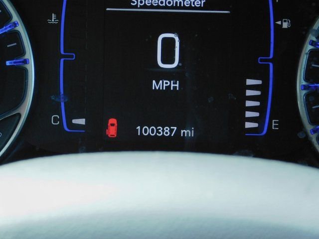 Certified 2020 Chrysler Voyager Lxi FWD image 5