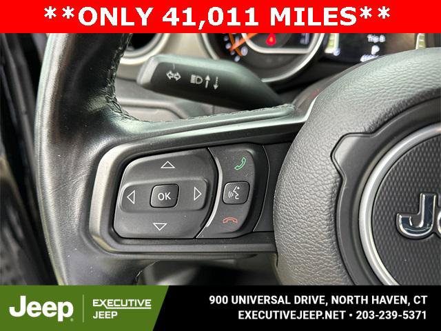 Certified 2021 Jeep Gladiator Willys image 11