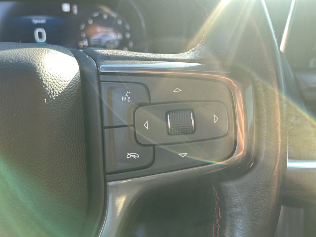 Used 2022 Chevrolet Suburban RST w/ Luxury Package image 25