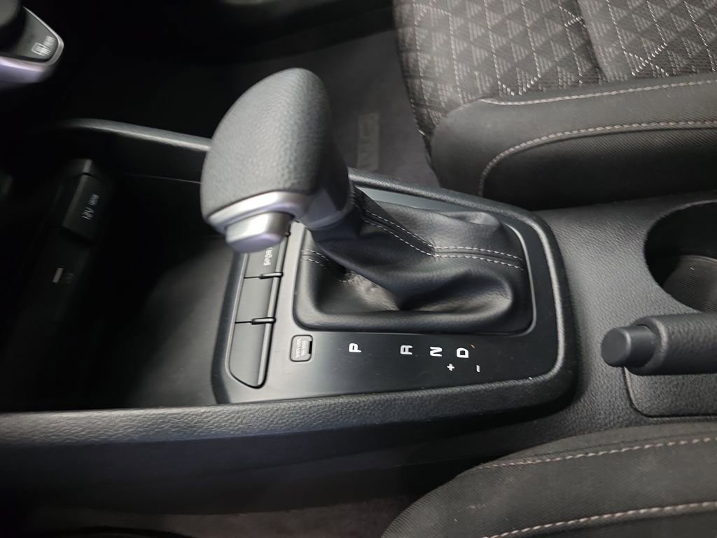 Used 2023 Kia Rio LX image 27