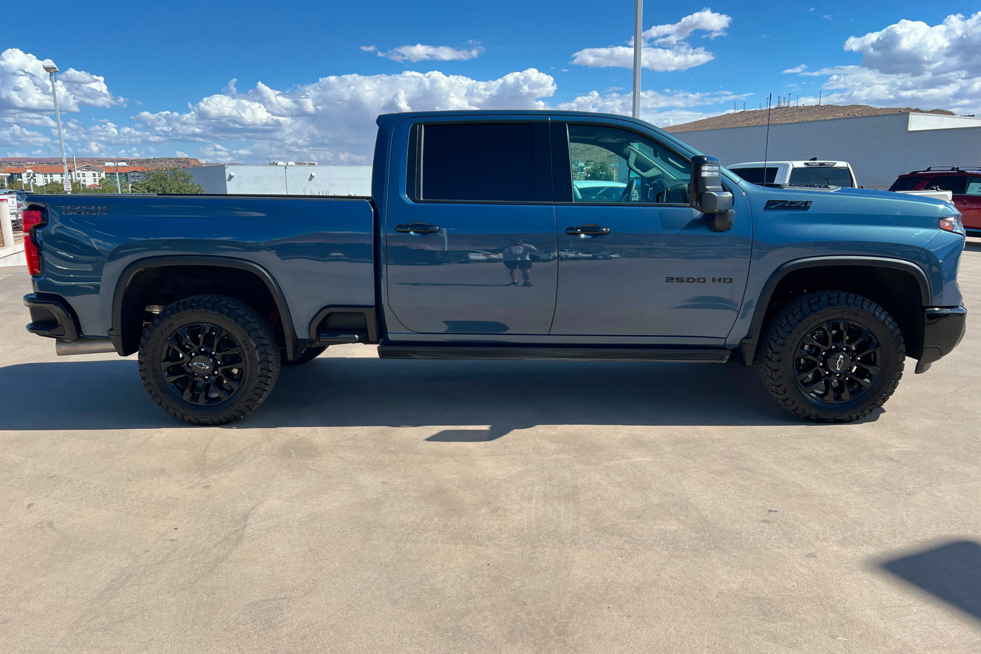 Used 2026 Chevrolet Silverado 2500 LTZ w/ LTZ Plus Package AWD/4WD image 7