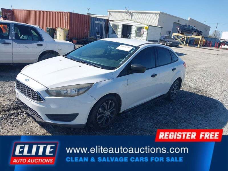 Used 2017 Ford Focus S image 3