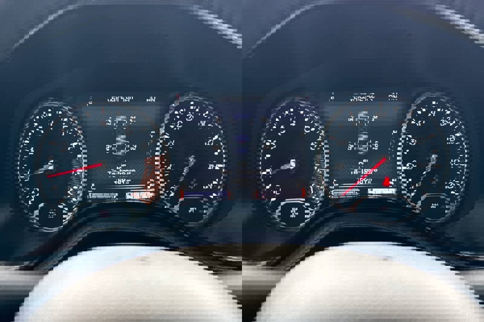 Used 2023 Jeep Renegade Limited image 28