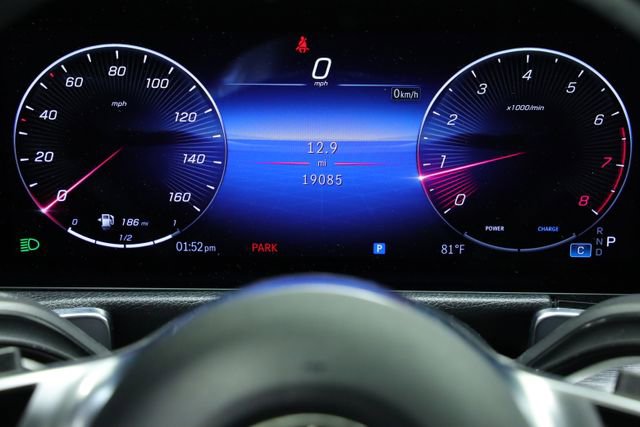 Used 2024 Mercedes-Benz GLB 250 4MATIC image 14