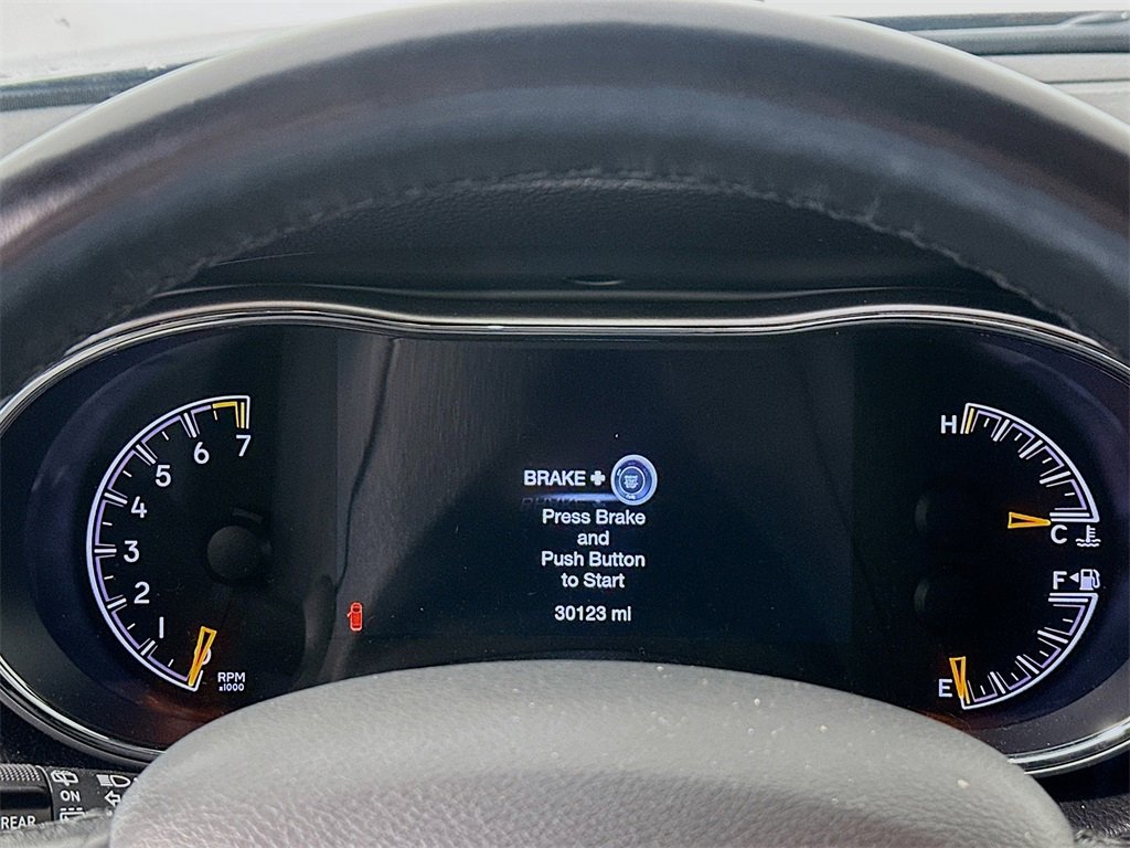 Used 2021 Jeep Grand Cherokee Limited image 12