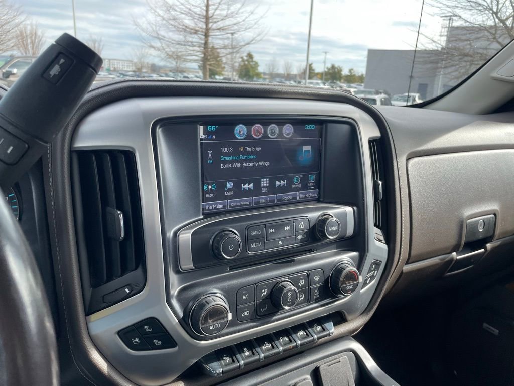 Used 2018 GMC Sierra 1500 SLT image 16