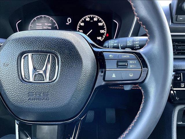 Used 2025 Honda Pilot Sport image 21