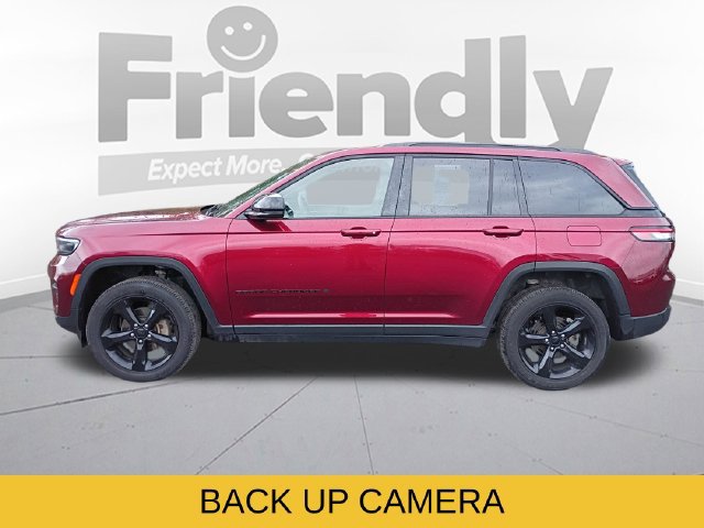 Used 2023 Jeep Grand Cherokee Laredo AWD/4WD image 8