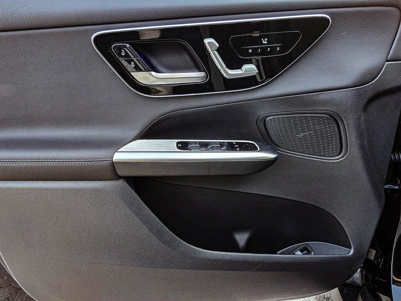 New 2026 Mercedes-Benz GLC 300 4MATIC image 11