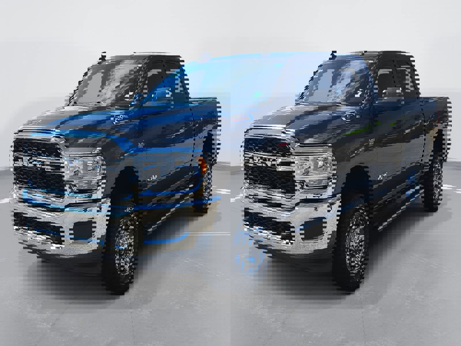 Used 2021 RAM 2500 Tradesman w/ Chrome Appearance Group image 1