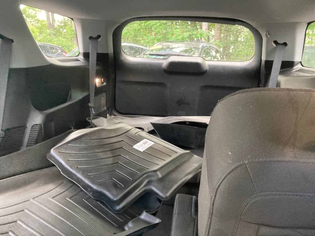 Used 2020 Ford Explorer XLT w/ Comfort Package AWD/4WD image 32