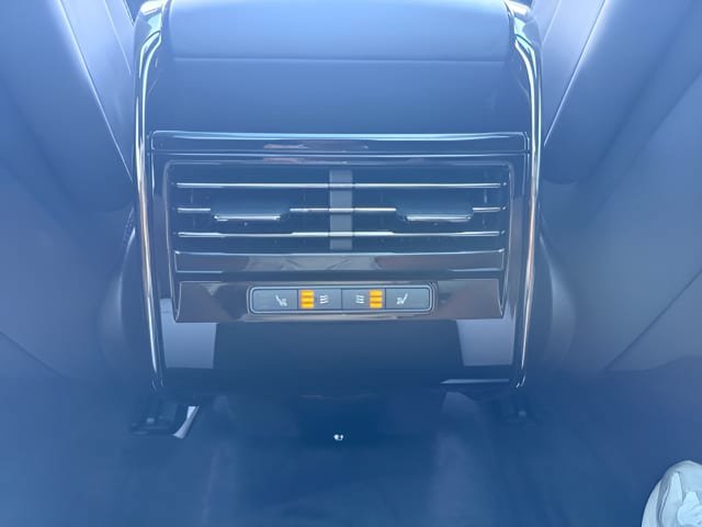 New 2026 Land Rover Range Rover Sport Dynamic SE AWD/4WD image 33