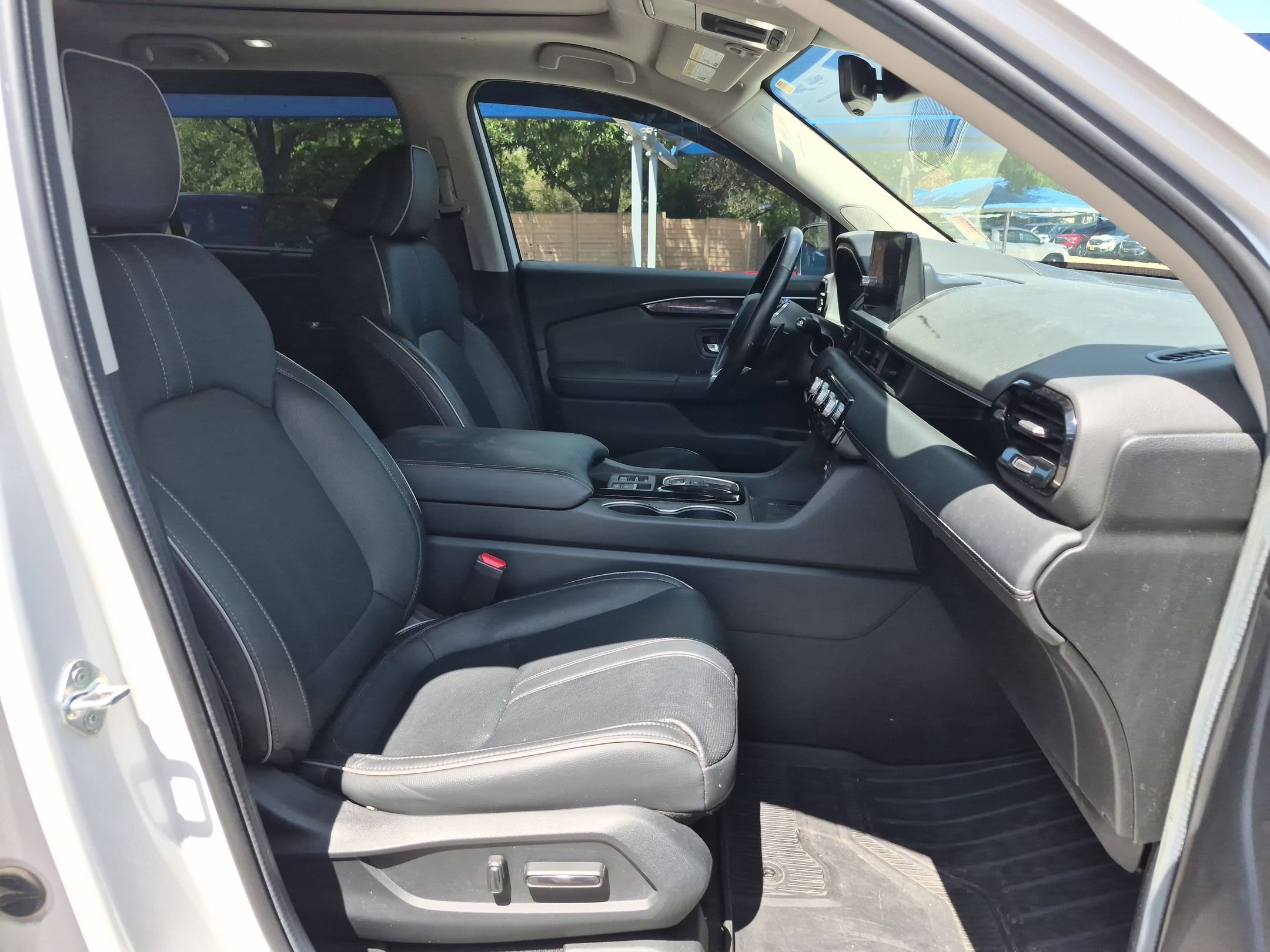 Used 2024 Honda Pilot Elite image 26
