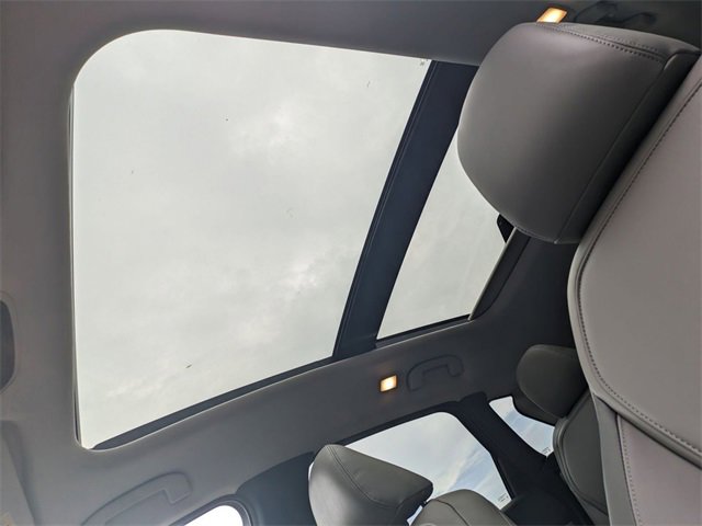 New 2025 INFINITI QX50 Luxe image 13