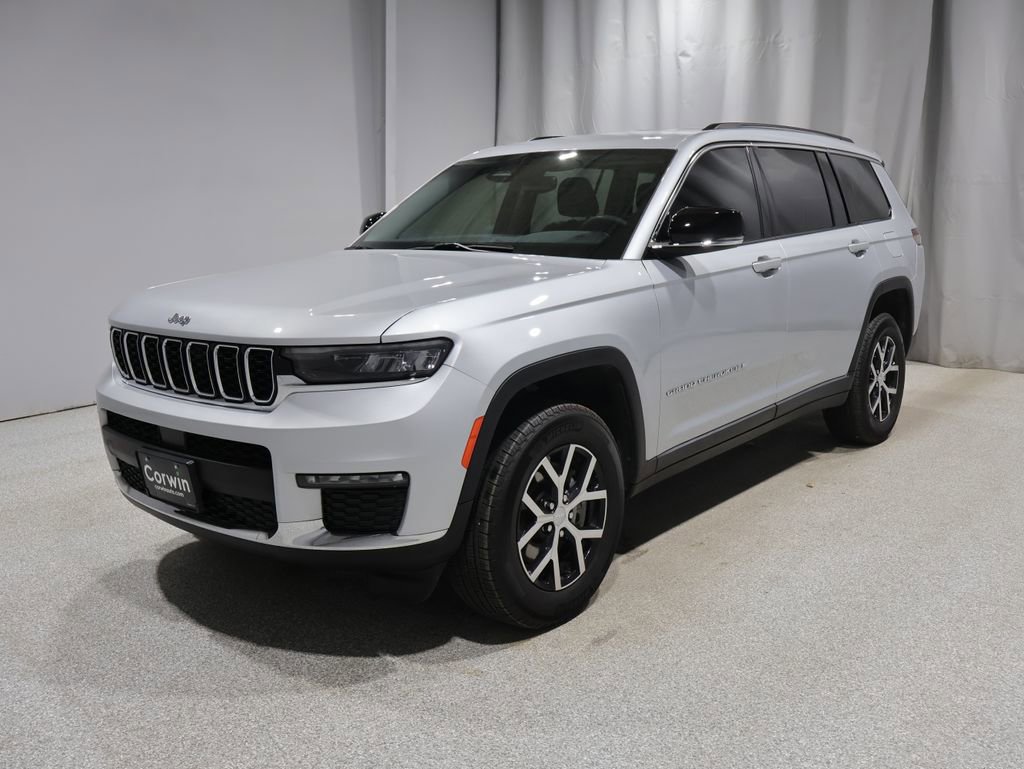 Used 2023 Jeep Grand Cherokee L Limited AWD/4WD image 8